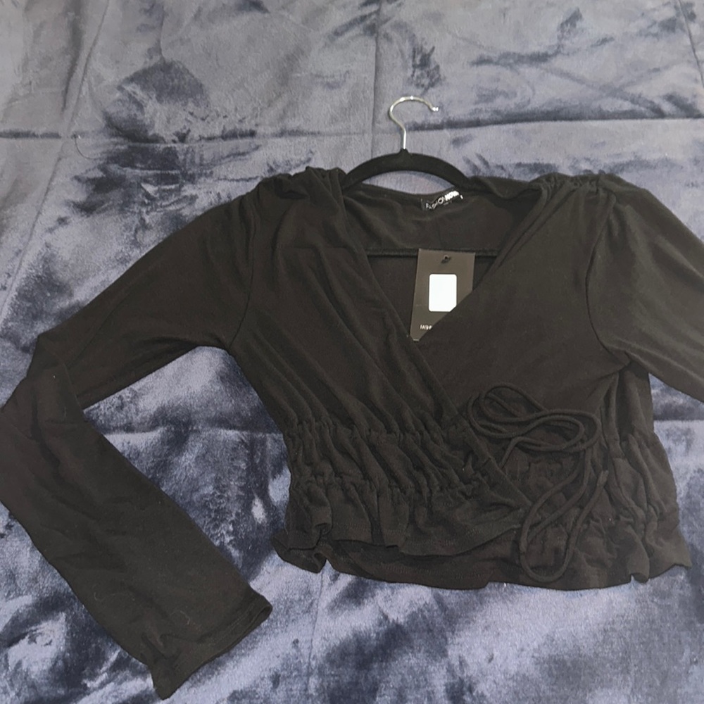 Black king sleeve Fashion Nova shirt size XL